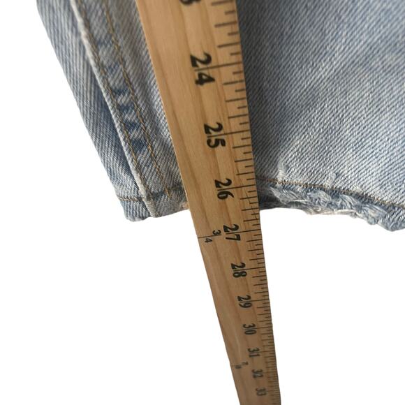 Levi's 550 Vintage Women's Size 10 Crop Gray Light Wash High Rise Straight Jeans - Picture 12 of 12